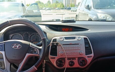Hyundai i20 IB рестайлинг, 2009 год, 500 000 рублей, 10 фотография