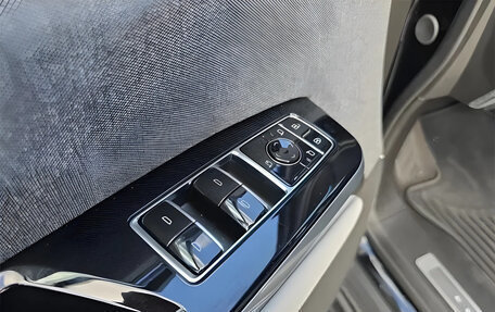 Cadillac Escalade V, 2025 год, 21 700 000 рублей, 17 фотография