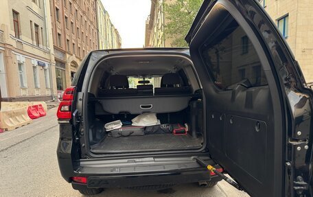 Toyota Land Cruiser Prado 150 рестайлинг 2, 2021 год, 6 000 000 рублей, 15 фотография