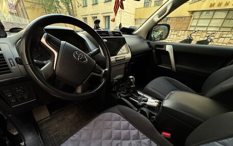 Toyota Land Cruiser Prado 150 рестайлинг 2, 2021 год, 6 000 000 рублей, 14 фотография