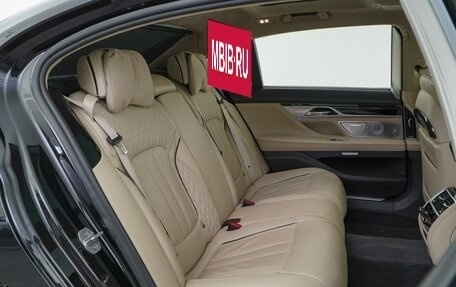 BMW 7 серия, 2017 год, 7 500 000 рублей, 9 фотография
