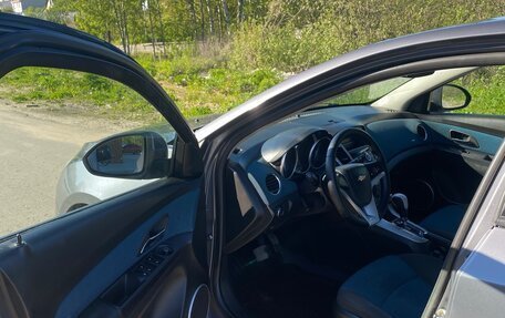 Chevrolet Cruze II, 2011 год, 500 000 рублей, 7 фотография