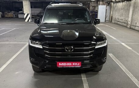 Toyota Land Cruiser, 2023 год, 10 750 000 рублей, 1 фотография