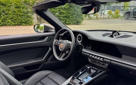 Porsche 911, 2022 год, 15 850 000 рублей, 5 фотография