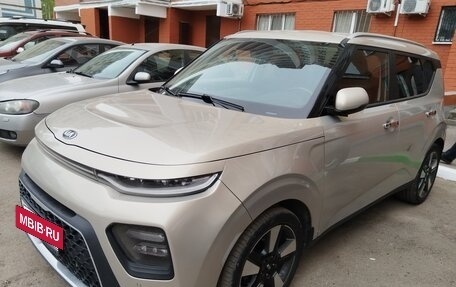 KIA Soul III, 2020 год, 1 900 000 рублей, 9 фотография