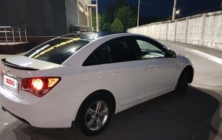 Chevrolet Cruze II, 2011 год, 750 000 рублей, 5 фотография