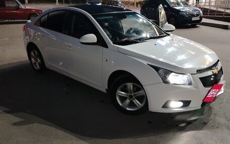 Chevrolet Cruze II, 2011 год, 750 000 рублей, 6 фотография