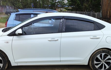 Hyundai Solaris II рестайлинг, 2018 год, 1 500 000 рублей, 6 фотография