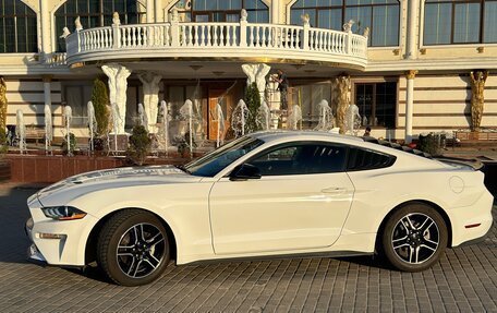 Ford Mustang VI рестайлинг, 2020 год, 3 200 000 рублей, 3 фотография