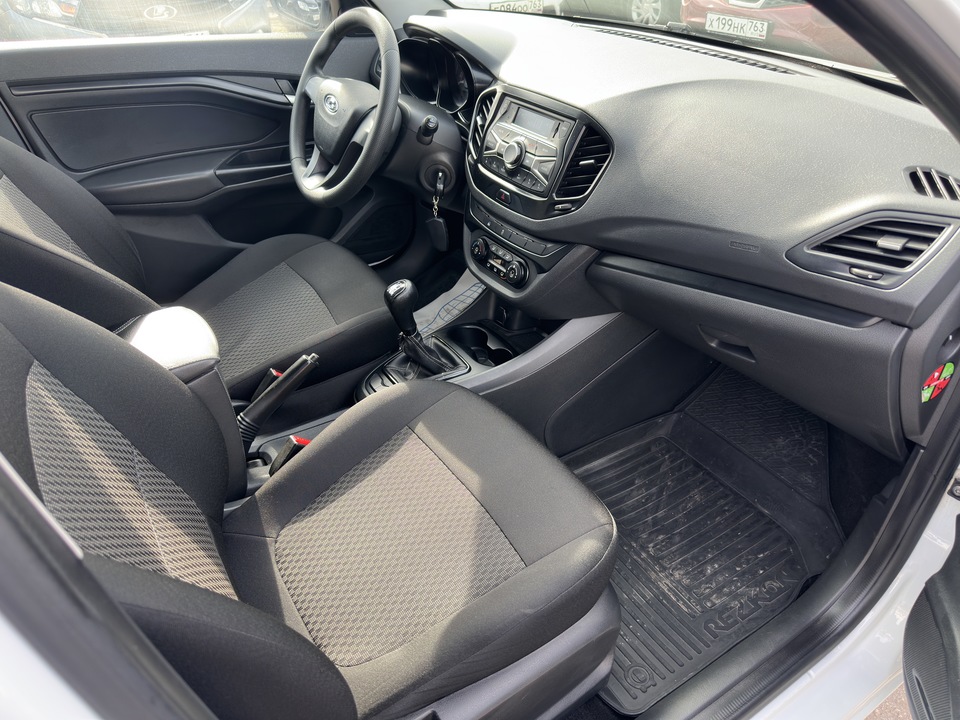 ВАЗ (LADA) Vesta I, 2021 год, 900 000 рублей, 16 фотография