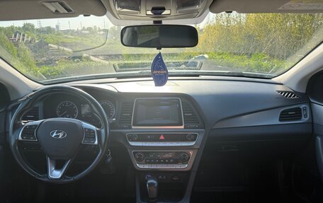 Hyundai Sonata VII, 2017 год, 1 890 000 рублей, 7 фотография