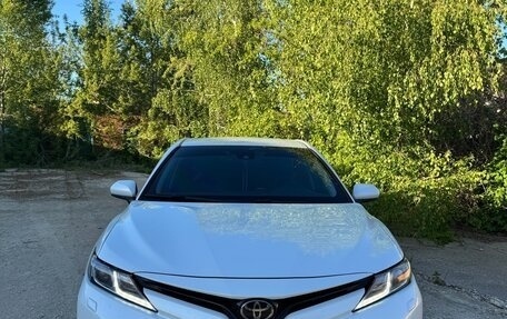 Toyota Camry, 2019 год, 2 800 000 рублей, 1 фотография