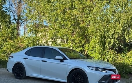 Toyota Camry, 2019 год, 2 800 000 рублей, 3 фотография