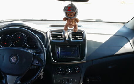 Renault Logan II, 2014 год, 820 000 рублей, 7 фотография