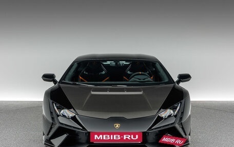 Lamborghini Huracán, 2024 год, 44 600 000 рублей, 8 фотография