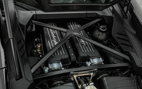 Lamborghini Huracán, 2024 год, 44 600 000 рублей, 19 фотография