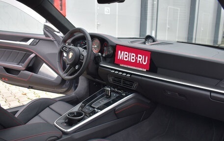 Porsche 911, 2025 год, 36 900 000 рублей, 12 фотография