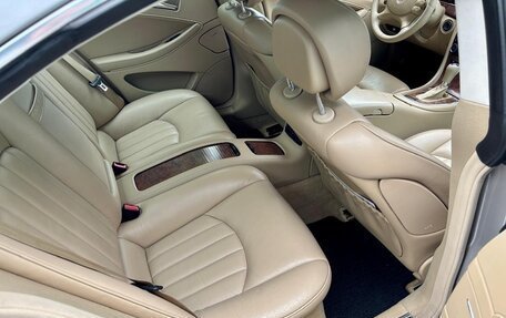 Mercedes-Benz CLS, 2005 год, 1 370 000 рублей, 14 фотография