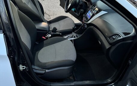 Hyundai Solaris II рестайлинг, 2013 год, 550 000 рублей, 4 фотография