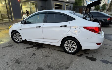 Hyundai Solaris II рестайлинг, 2013 год, 550 000 рублей, 7 фотография