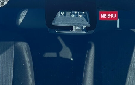 Toyota Corolla, 2019 год, 1 690 000 рублей, 7 фотография