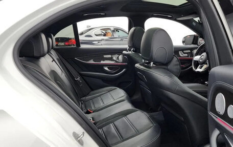 Mercedes-Benz E-Класс, 2018 год, 5 000 777 рублей, 11 фотография