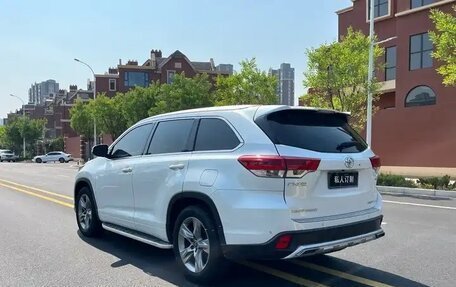 Toyota Highlander III, 2020 год, 2 560 000 рублей, 7 фотография