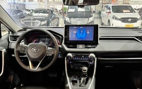 Toyota RAV4, 2022 год, 2 238 887 рублей, 8 фотография