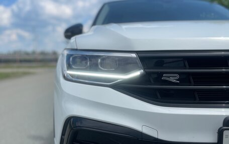 Volkswagen Tiguan II, 2023 год, 4 160 000 рублей, 11 фотография