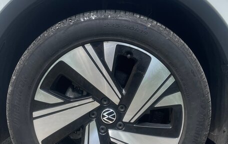 Volkswagen Tiguan II, 2023 год, 4 160 000 рублей, 15 фотография