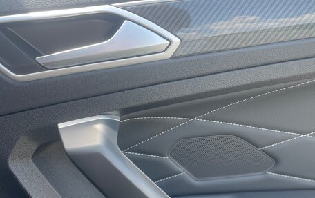 Volkswagen Tiguan II, 2023 год, 4 160 000 рублей, 33 фотография