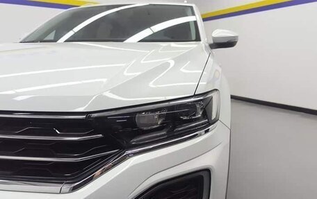 Volkswagen T-Roc I, 2021 год, 1 850 000 рублей, 4 фотография