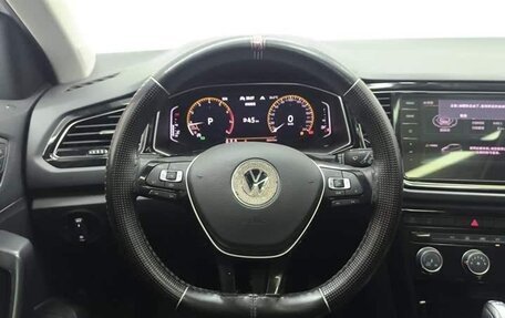 Volkswagen T-Roc I, 2021 год, 1 850 000 рублей, 10 фотография