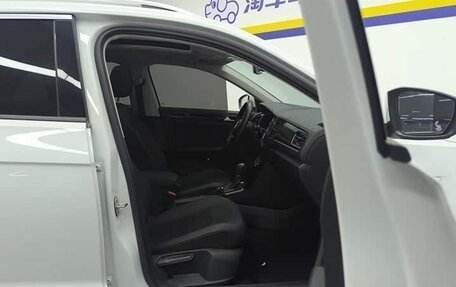 Volkswagen T-Roc I, 2021 год, 1 850 000 рублей, 14 фотография