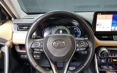 Toyota RAV4, 2022 год, 3 300 000 рублей, 13 фотография