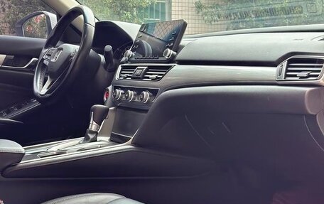 Honda Accord IX рестайлинг, 2020 год, 1 590 443 рублей, 11 фотография