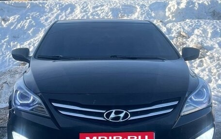 Hyundai Solaris II рестайлинг, 2014 год, 800 000 рублей, 9 фотография