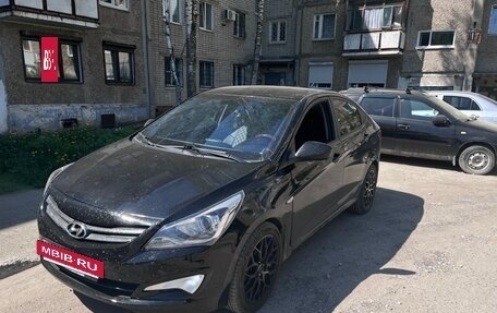 Hyundai Solaris II рестайлинг, 2014 год, 800 000 рублей, 8 фотография
