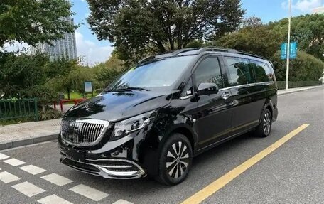 Mercedes-Benz Vito, 2021 год, 3 600 000 рублей, 3 фотография