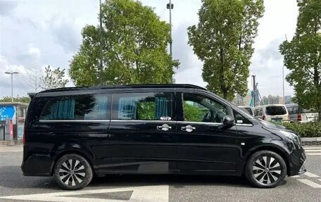 Mercedes-Benz Vito, 2021 год, 3 600 000 рублей, 4 фотография