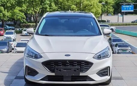 Ford Focus IV, 2021 год, 1 350 000 рублей, 2 фотография