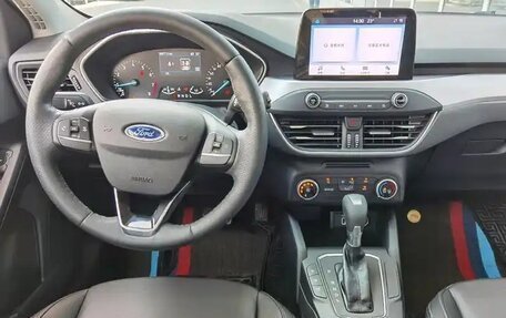 Ford Focus IV, 2021 год, 1 350 000 рублей, 15 фотография