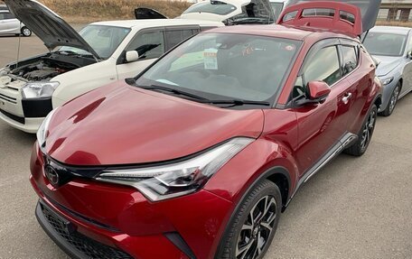 Toyota C-HR I рестайлинг, 2017 год, 2 000 000 рублей, 4 фотография
