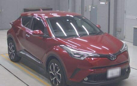 Toyota C-HR I рестайлинг, 2017 год, 2 000 000 рублей, 5 фотография