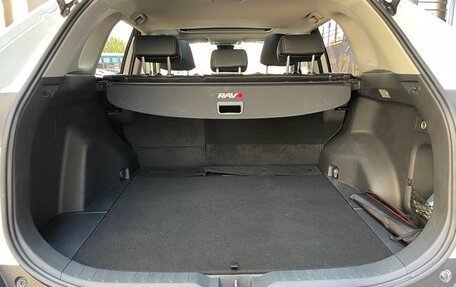 Toyota RAV4, 2021 год, 2 279 100 рублей, 14 фотография