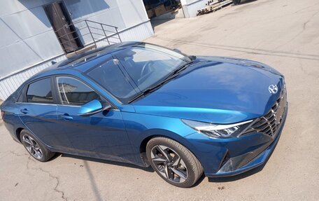 Hyundai Elantra, 2021 год, 1 850 000 рублей, 1 фотография
