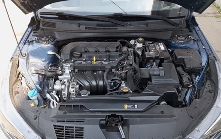 Hyundai Elantra, 2021 год, 1 850 000 рублей, 6 фотография