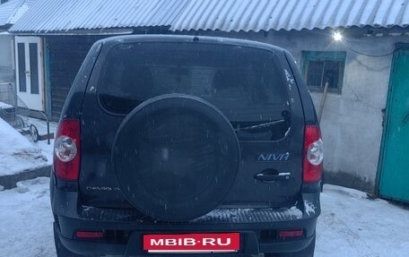 Chevrolet Niva I рестайлинг, 2017 год, 700 000 рублей, 16 фотография
