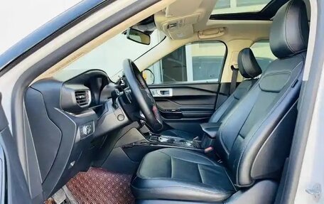 Ford Explorer VI, 2021 год, 3 200 000 рублей, 10 фотография