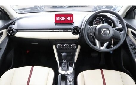 Mazda Demio IV, 2016 год, 660 888 рублей, 9 фотография